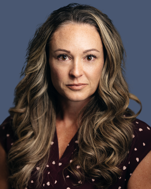 Nikki Headshot 1